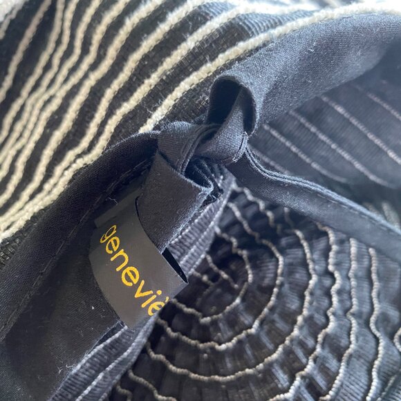 Chapeau protège soleil noir et blanc ajustable - Picture 6 of 7